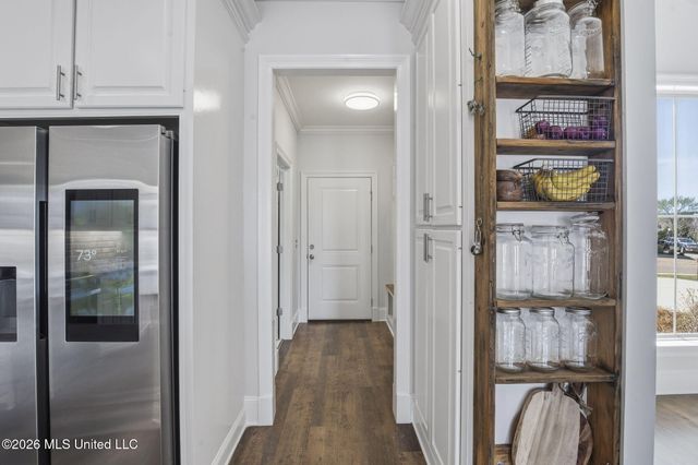 204 Ashbury Cove, Canton, MS 39046