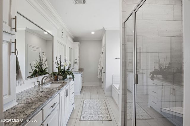 204 Ashbury Cove, Canton, MS 39046