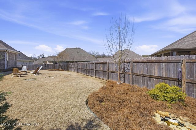 204 Ashbury Cove, Canton, MS 39046