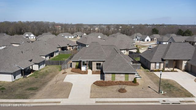 204 Ashbury Cove, Canton, MS 39046