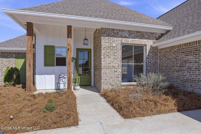 204 Ashbury Cove, Canton, MS 39046