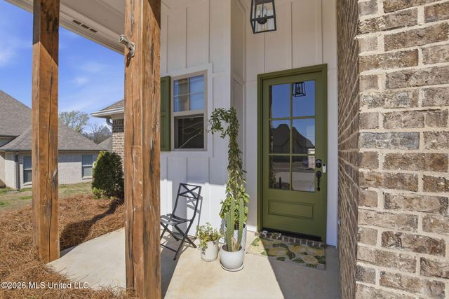 204 Ashbury Cove, Canton, MS 39046