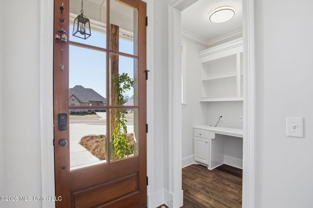 204 Ashbury Cove, Canton, MS 39046