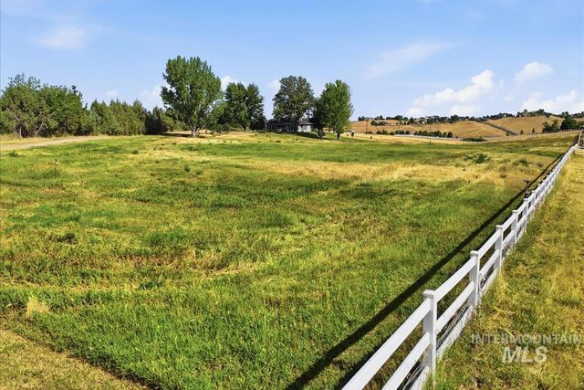 12748 W Lanktree Gulch Rd, Star, ID 83669