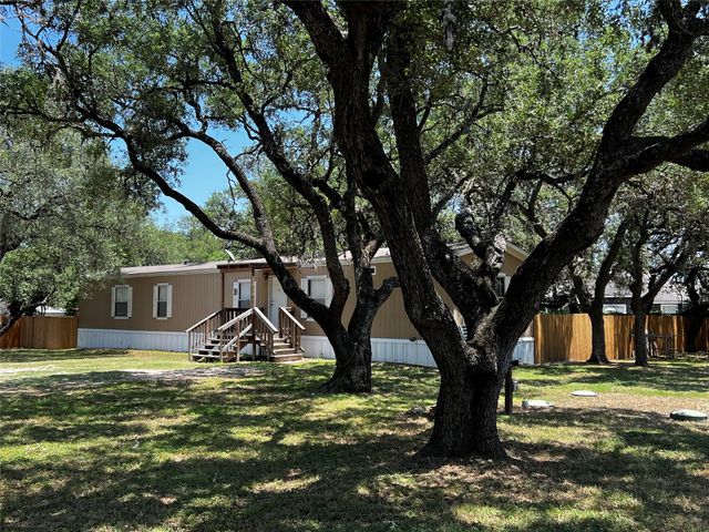 1007 Scott ST B, Kyle, TX 78640