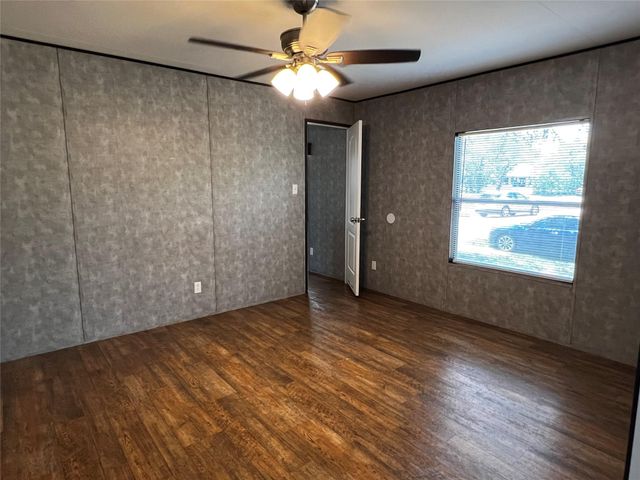1007 Scott ST B, Kyle, TX 78640