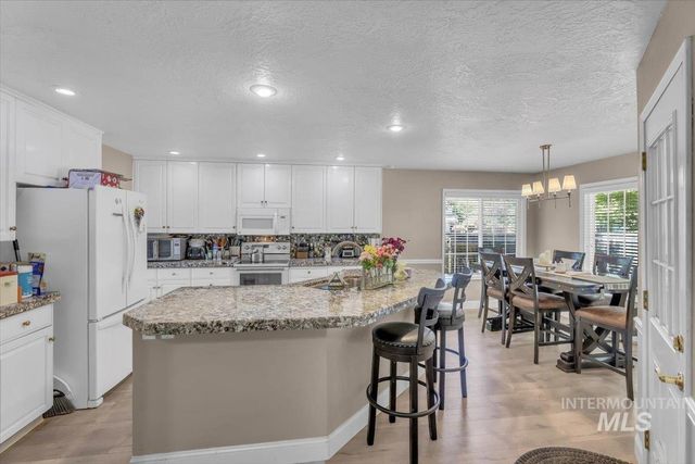 12113 W Musket Dr, Boise, ID 83713