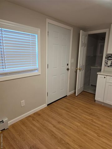 41 Gibbs Road, Central Islip, NY 11722