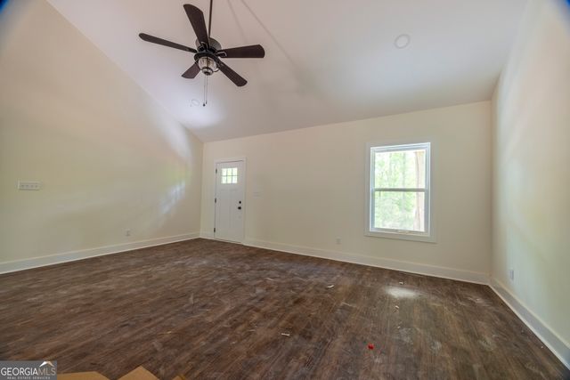 124 Baskins Ext, Canon, GA 30520