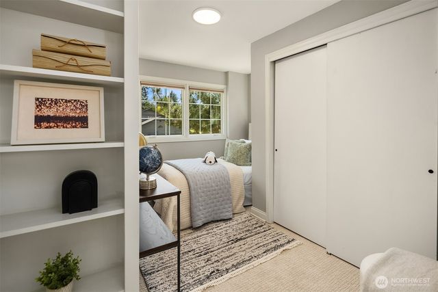 621 128th Avenue SE, Bellevue, WA 98005