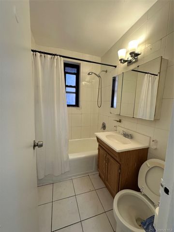 150-30 71 Avenue 6E, Flushing, NY 11367