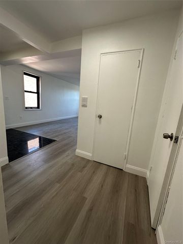 150-30 71 Avenue 6E, Flushing, NY 11367