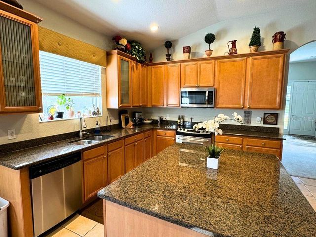 2900 COLUMBUS AVENUE, Clermont, FL 34715