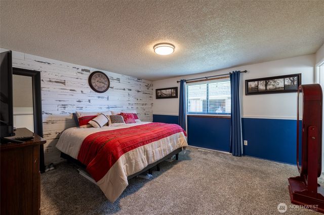 137 Sunnyside Drive, Centralia, WA 98531