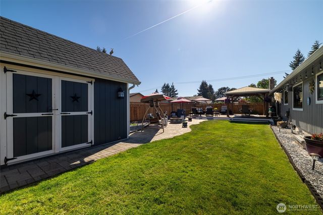 137 Sunnyside Drive, Centralia, WA 98531