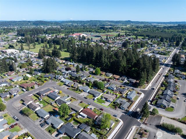 137 Sunnyside Drive, Centralia, WA 98531