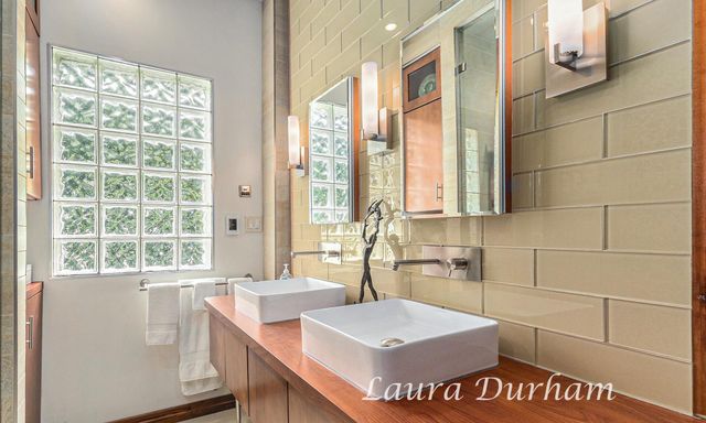 790 Lake Street, Saugatuck, MI 49453