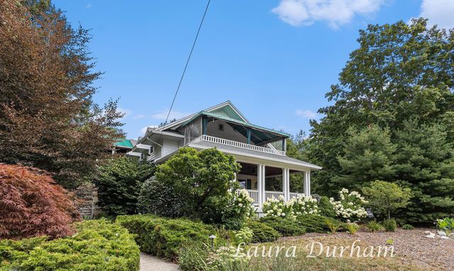 790 Lake Street, Saugatuck, MI 49453