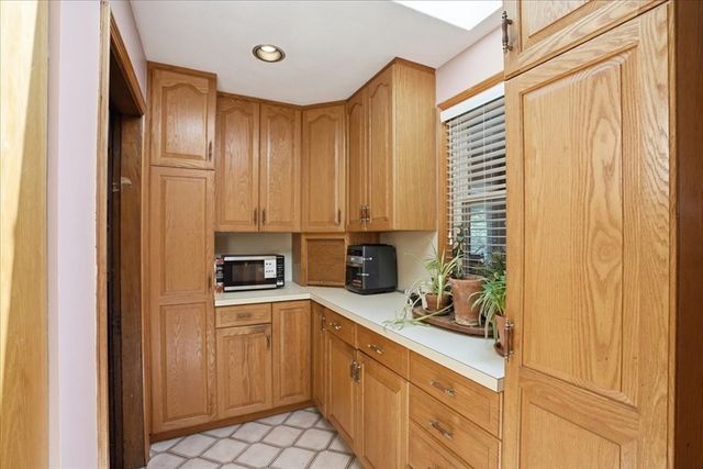 14 Brookside Park, Milton, MA 02186