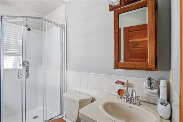 14 Brookside Park, Milton, MA 02186