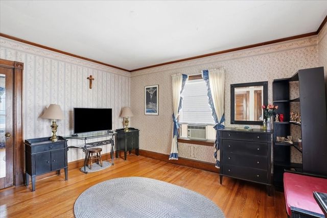 14 Brookside Park, Milton, MA 02186