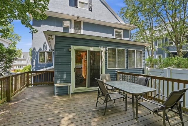 14 Brookside Park, Milton, MA 02186