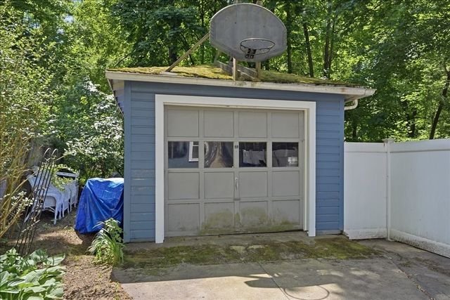 14 Brookside Park, Milton, MA 02186