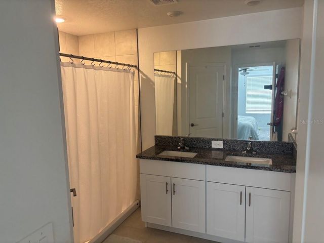 870 TENNYSON MILL CIRCLE, Tampa, FL 33619