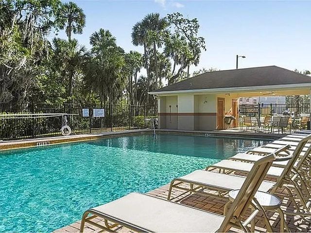 870 TENNYSON MILL CIRCLE, Tampa, FL 33619
