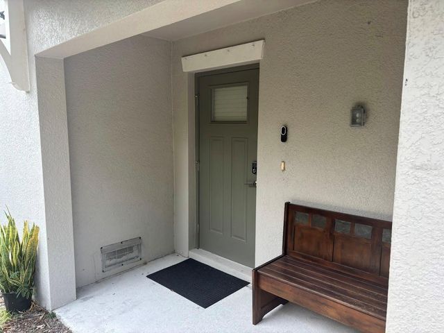 870 TENNYSON MILL CIRCLE, Tampa, FL 33619
