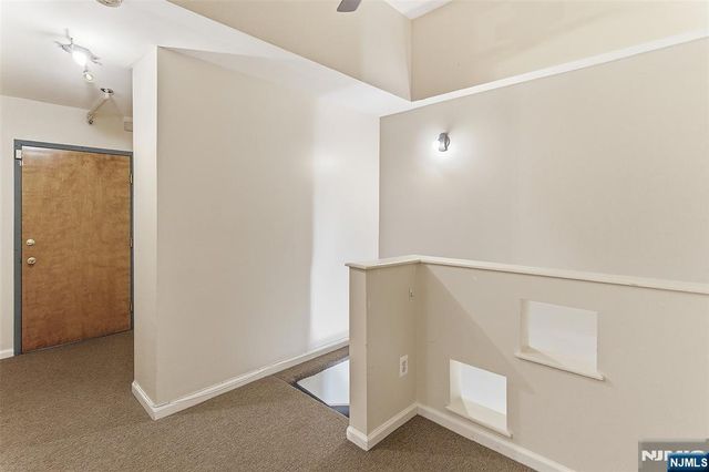 39-45 Bruen 4, Newark, NJ 07105