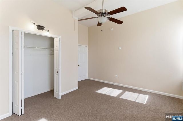 39-45 Bruen 4, Newark, NJ 07105