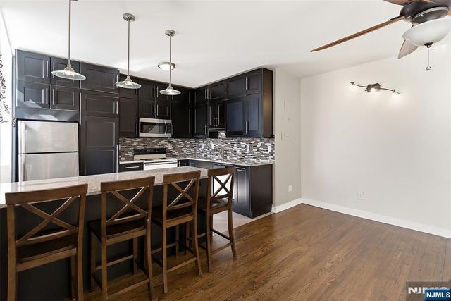 39-45 Bruen 4, Newark, NJ 07105