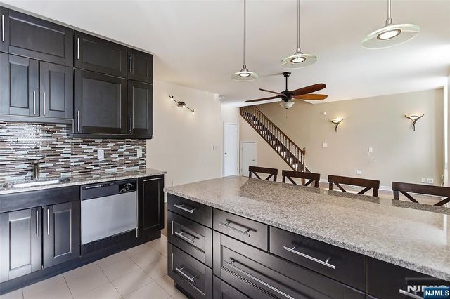 39-45 Bruen 4, Newark, NJ 07105