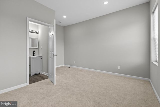 2004 ROBB ST, Baltimore, MD 21218