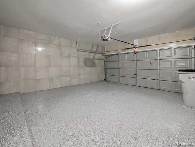 1730 E Woodruff Avenue, Hazel Park, MI 48030