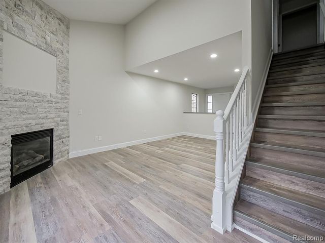 1730 E Woodruff Avenue, Hazel Park, MI 48030