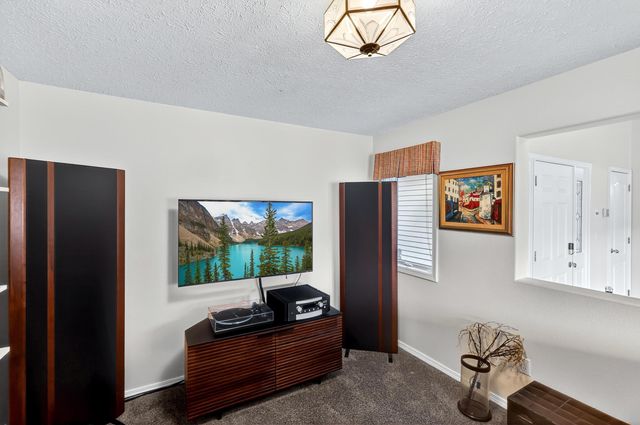 24216 E Olive Ln, Liberty Lake, WA 99019