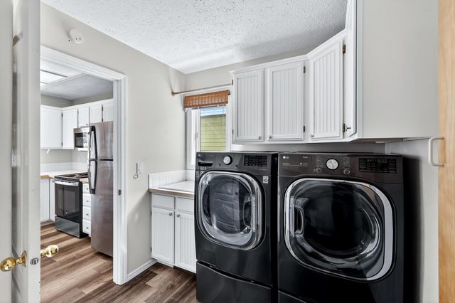 24216 E Olive Ln, Liberty Lake, WA 99019