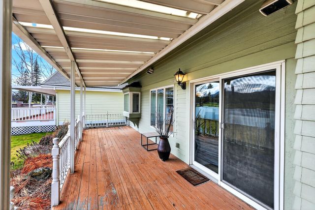 24216 E Olive Ln, Liberty Lake, WA 99019