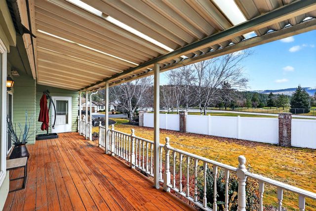 24216 E Olive Ln, Liberty Lake, WA 99019