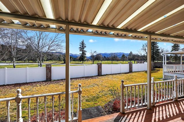 24216 E Olive Ln, Liberty Lake, WA 99019