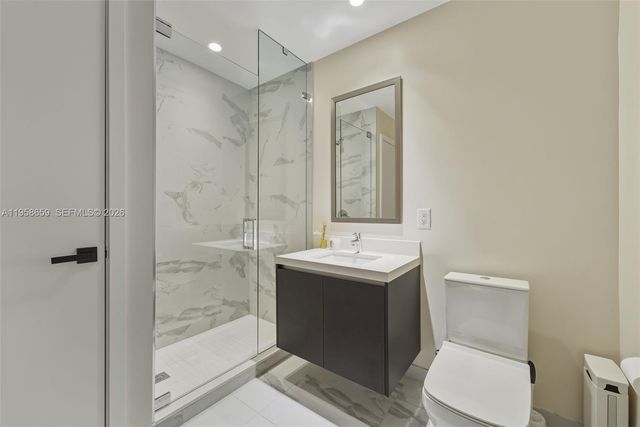 851 NE 1st Ave 4303, Miami, FL 33132