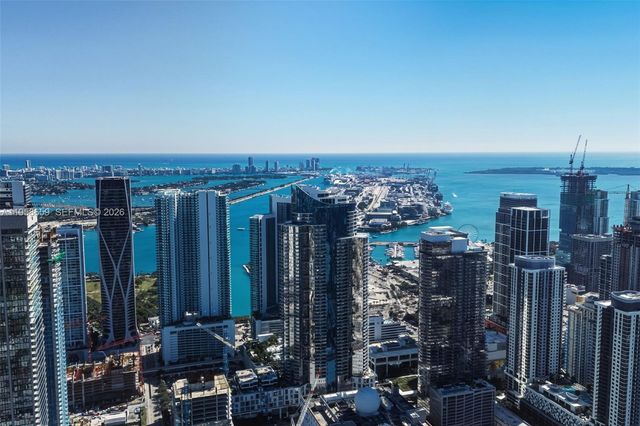 851 NE 1st Ave 4303, Miami, FL 33132