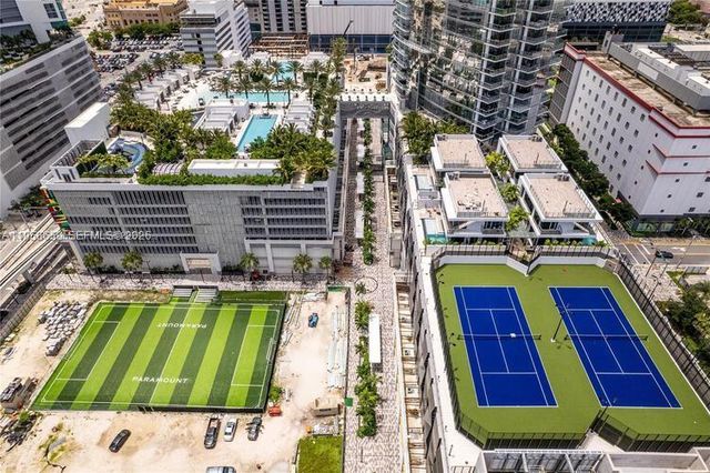 851 NE 1st Ave 4303, Miami, FL 33132