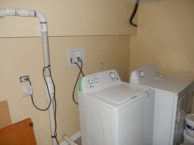 1402 Bear Flag Drive 53-2, Hanover Park, IL 60133