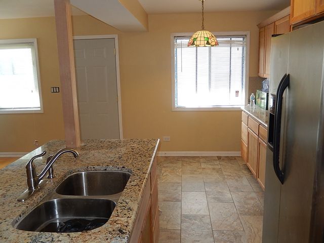 1402 Bear Flag Drive 53-2, Hanover Park, IL 60133