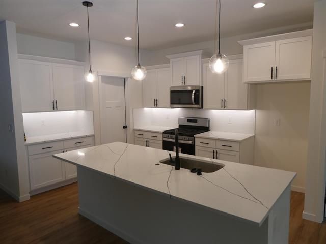3331 S MORRILL Ln, Spokane, WA 99223