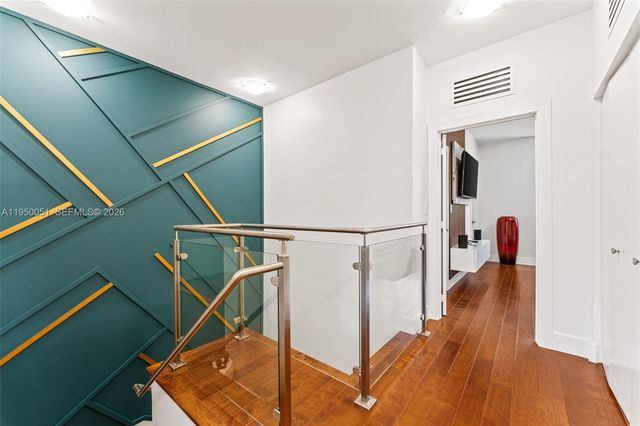 7226 NW 103rd Path, Doral, FL 33178