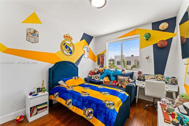 7226 NW 103rd Path, Doral, FL 33178